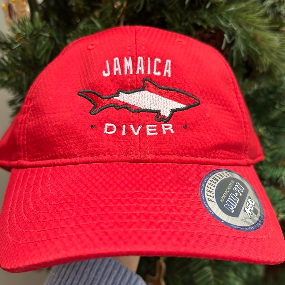 Red hat Jamaica diver new never worn NWOT